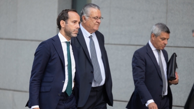 O presidente de Plus ultra, Julio Martínez Sola, á súa chegada á Audiencia Nacional (Jesús Hellín/Europa Press)