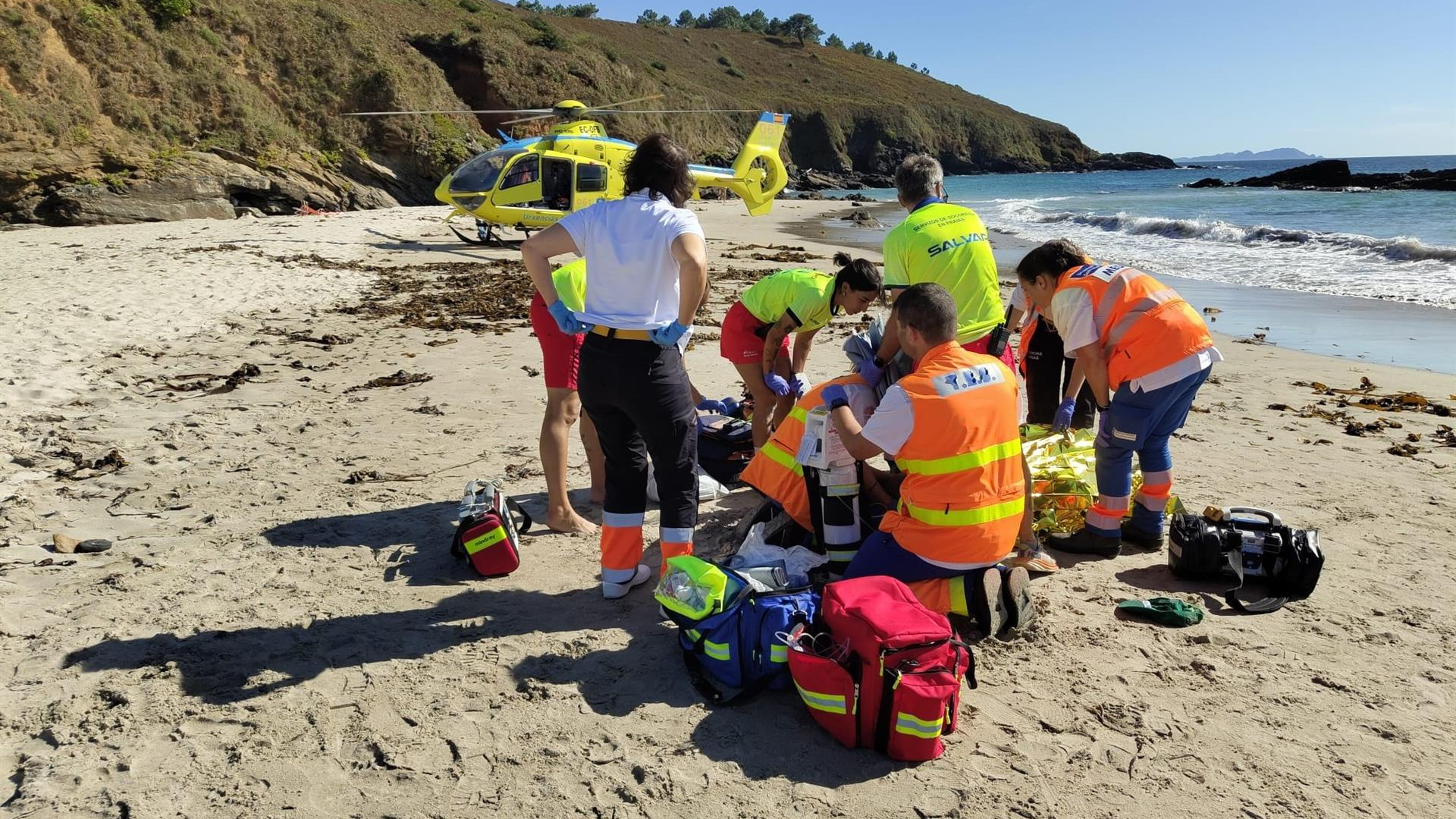 Momento da evacuación (Concello de Sanxenxo)