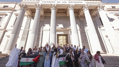 Representantes saharahuis celebraron no Congreso a aprobación (EFE/ Sergio Pérez)