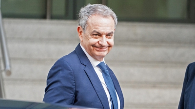 Zapatero está investigado por tráfico de influencias en beneficio da aeroliña Plus Ultra