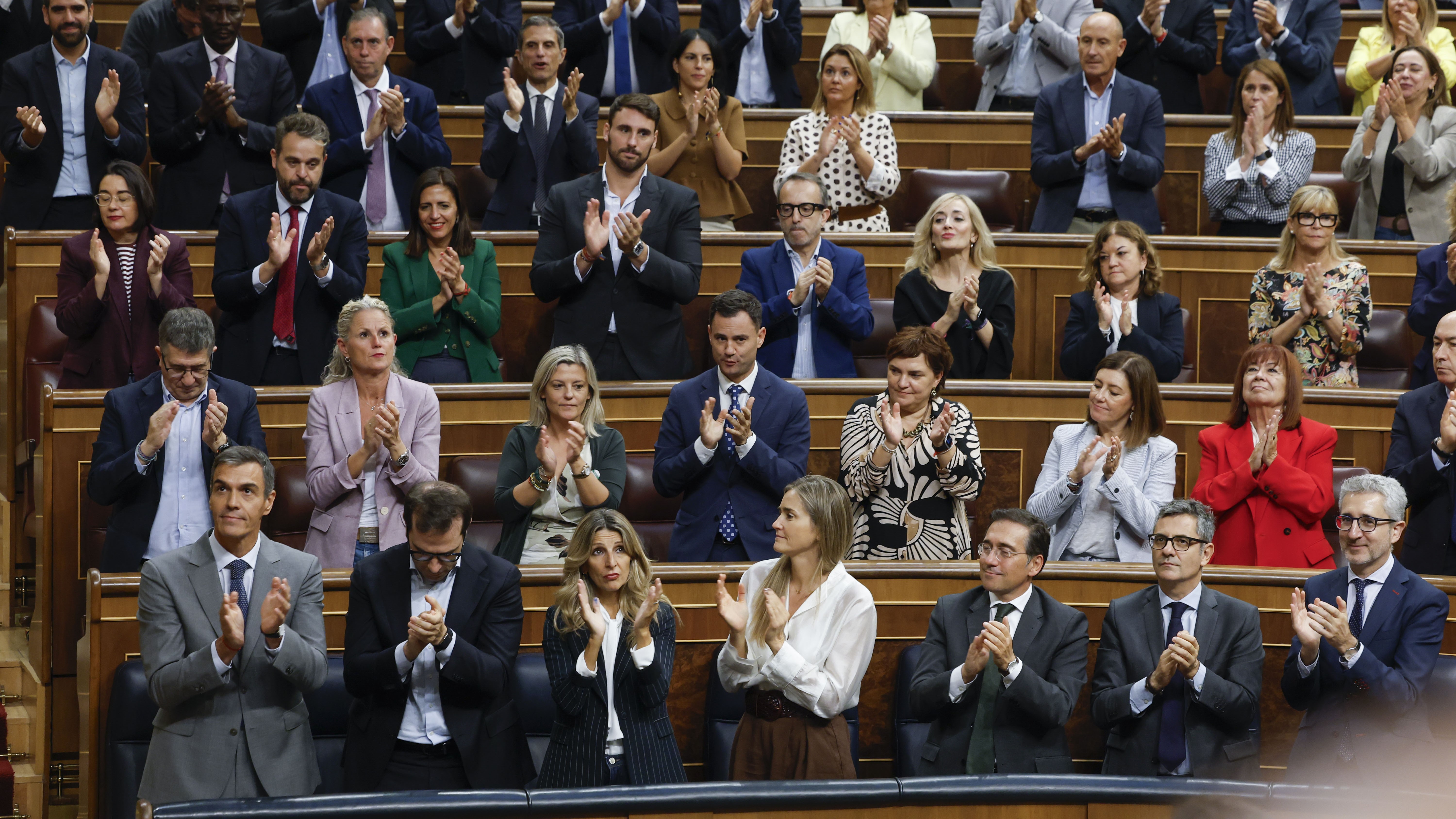 Os decretos votáronse no pleno do pasado venres. EFE/JJ Guillén