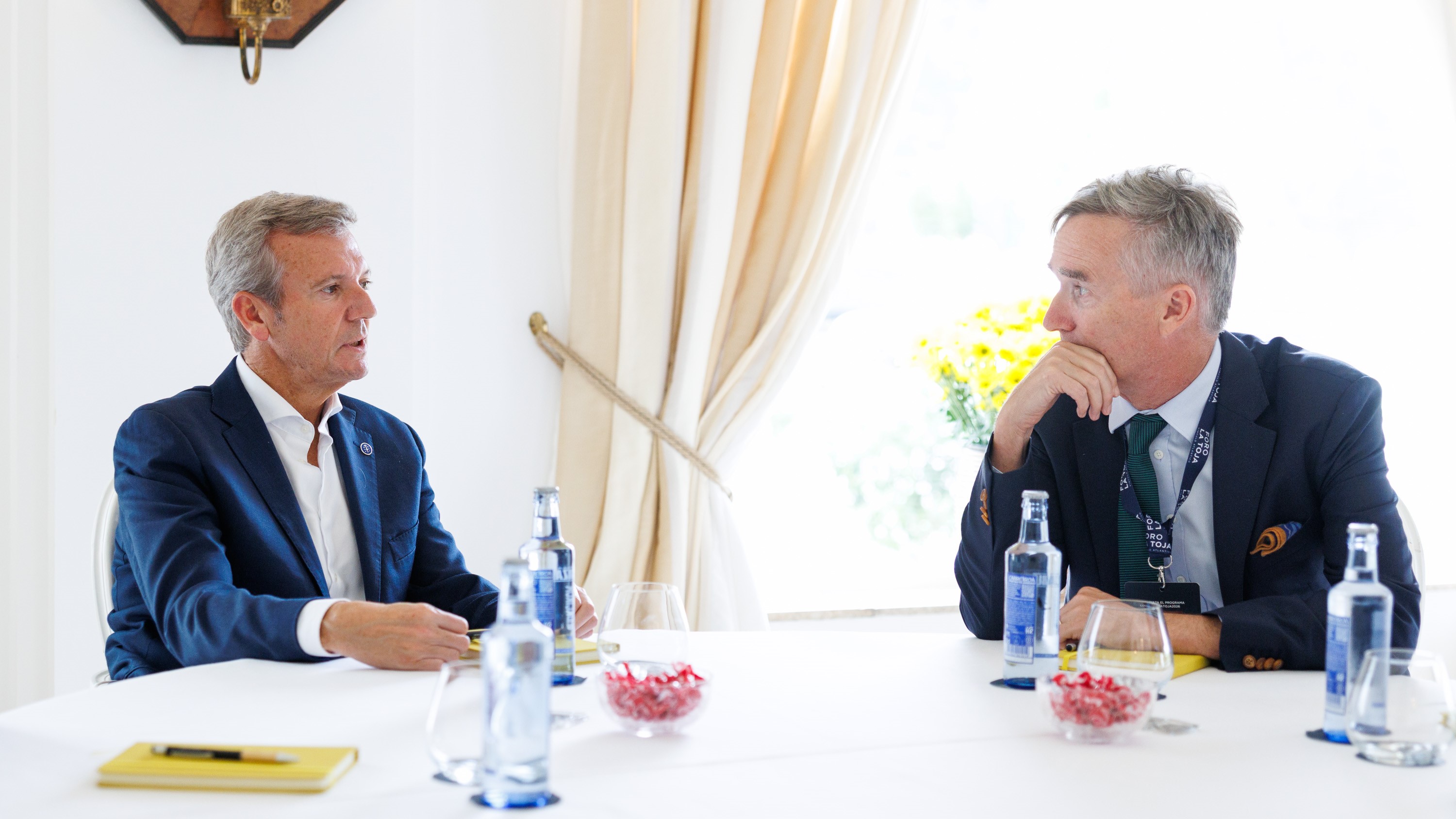 Momento da reunión entre Alfonso Rueda e o embaixador do Reino Unido en España. (Xunta de Galicia)