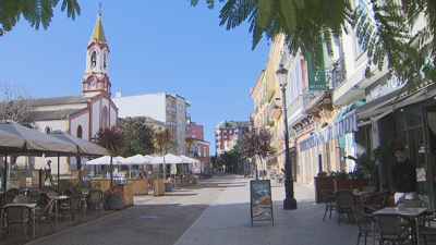 O Cantón de Ribadeo, a onde acode a diario a vítima do roubo