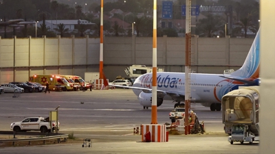 Imaxe do avión en que se produciu o incidente, á súa chegada a Tel Aviv (Jamal Awad / dpa)