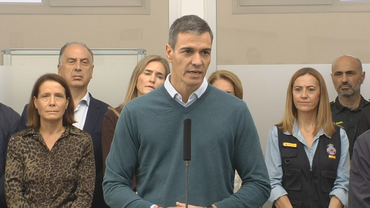 Pedro Sánchez visitou este martes o Posto de Mando Avanzado de Oliva