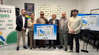 O delegado da ONCE en Galicia, Manuel Martínez Pan; e a presidenta do Consello da Cultura Galega, Dolores Vilavedra, entre outros, presentan en Ourense o cupón da ONCE dedicado ao 150 aniversario de 'O Tío Marcos da Portela'- CONSELLO DA CULTURA GALEGA