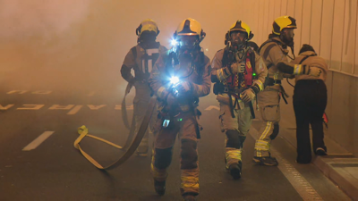 Un momento do simulacro no túnel do Hórreo, en Santiago de Compostela (TVG)