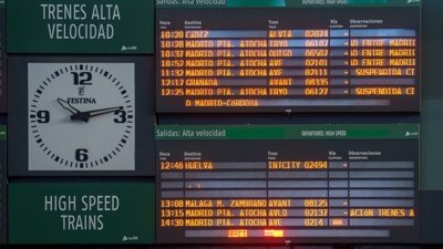 Panel informativo da estación de Santa Xusta tras o accidente ferroviario ocorrido en Urda (Toledo)  (Francisco J. Olmo / Europa Press)